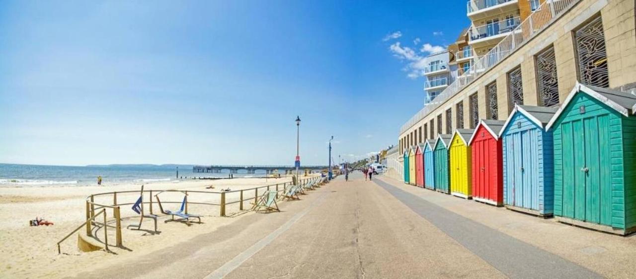 Flat-B, 4 Adults, 20 Mins To Beach, Netflix, Wifi, Sleeps 4 Adults Bournemouth Kültér fotó